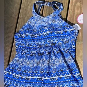 A Shore Fit tankini top. Blue and black size 8
